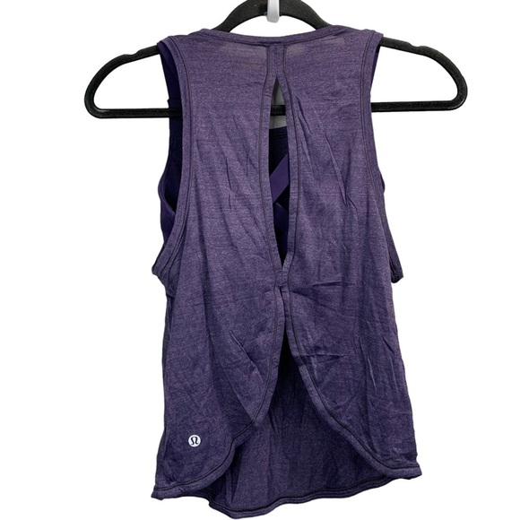 Lululemon Twist & Reach Bra and Tank - Picture 6 of 7